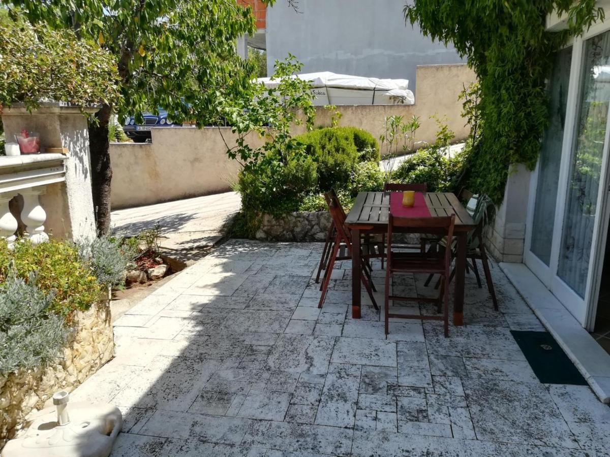 Villa Caroline Τρογκίρ Εξωτερικό φωτογραφία